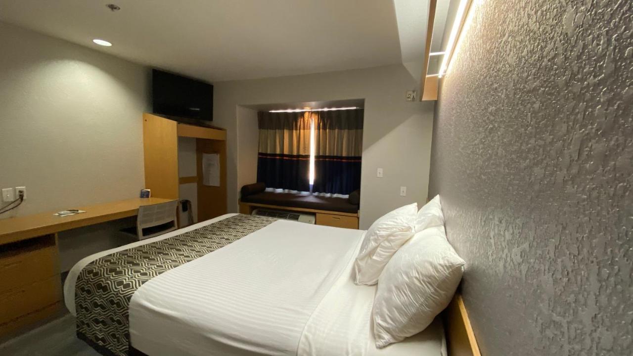 Microtel Inn & Suites By Wyndham Ardmore Buitenkant foto